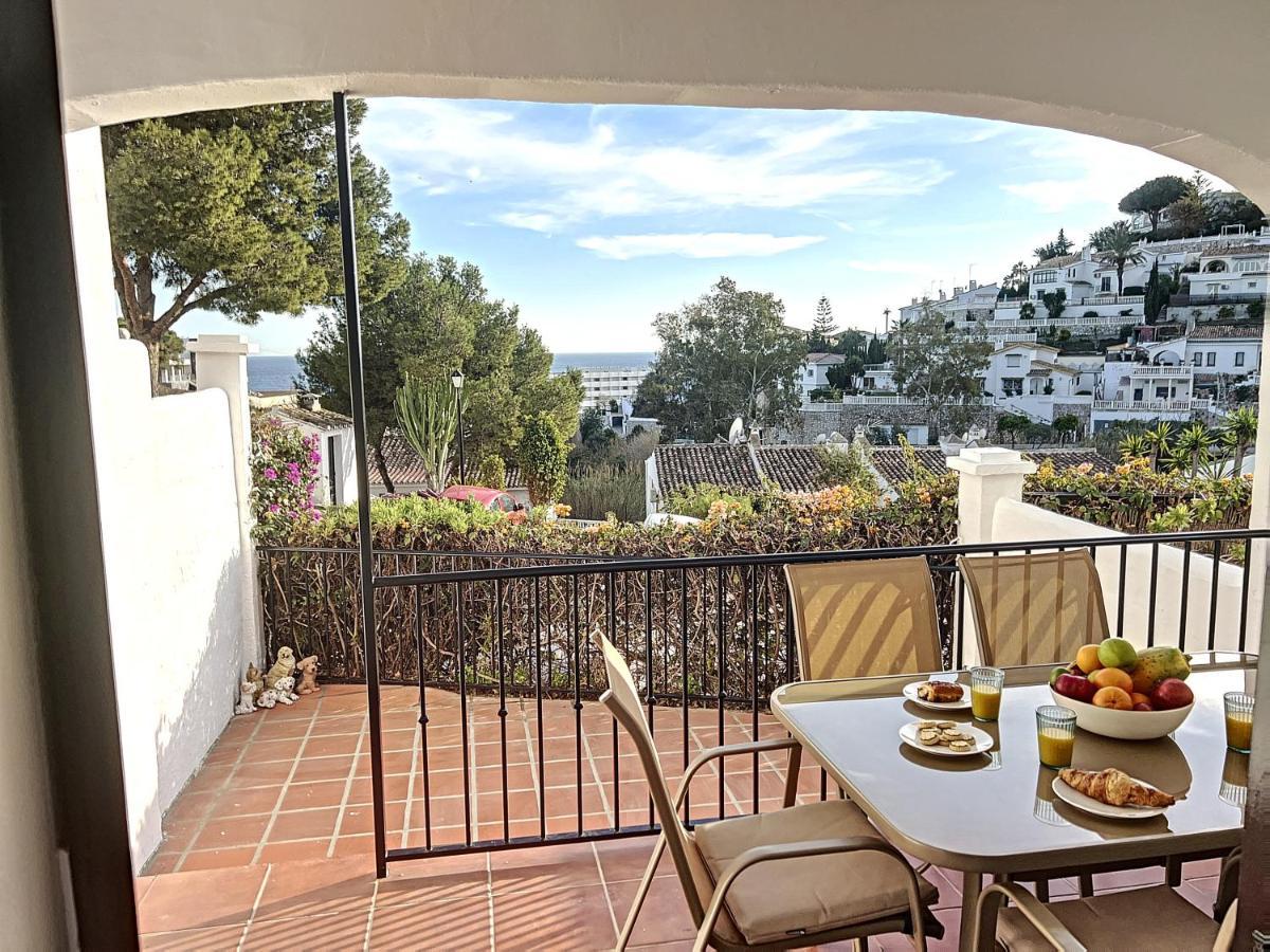 Agradable Adosado Con Piscina La Hidalga Vila Benalmádena Exterior foto