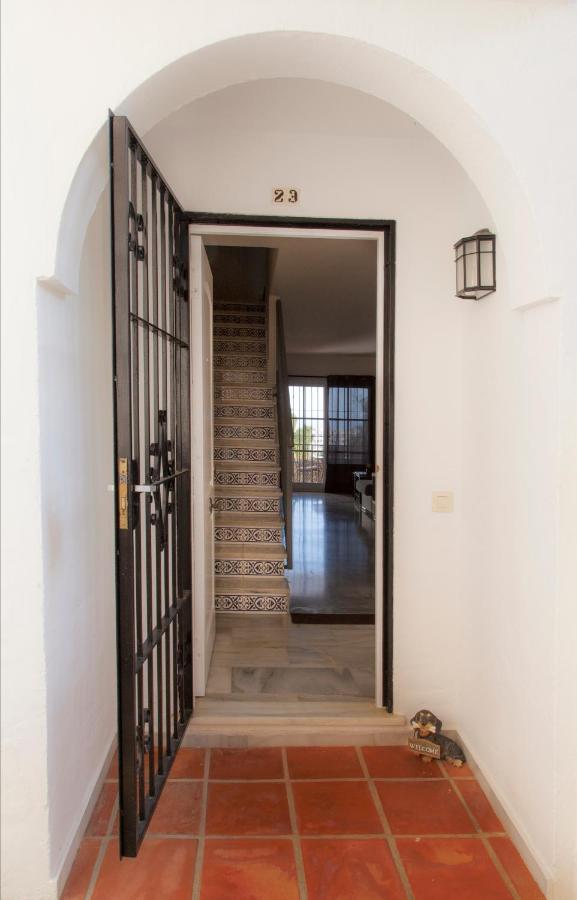 Agradable Adosado Con Piscina La Hidalga Vila Benalmádena Exterior foto