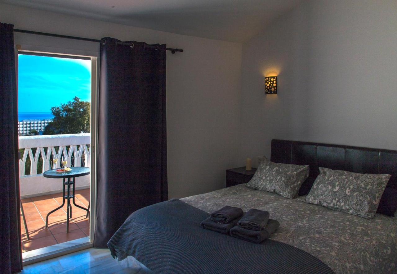 Agradable Adosado Con Piscina La Hidalga Vila Benalmádena Exterior foto