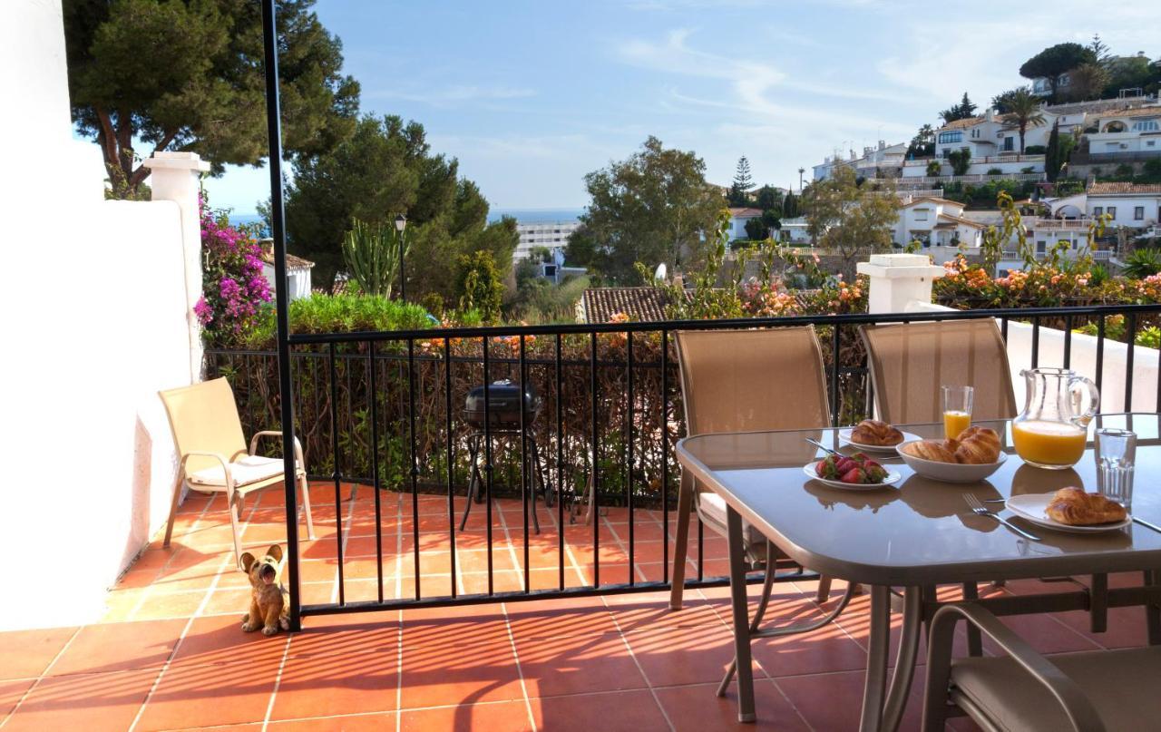 Agradable Adosado Con Piscina La Hidalga Vila Benalmádena Exterior foto